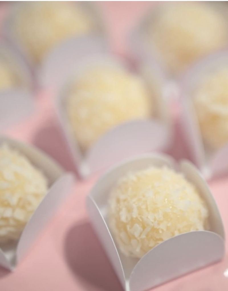 Beijinhos de coco
